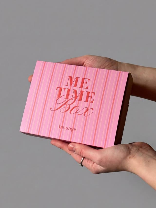 Подарочный бокс me time розовый