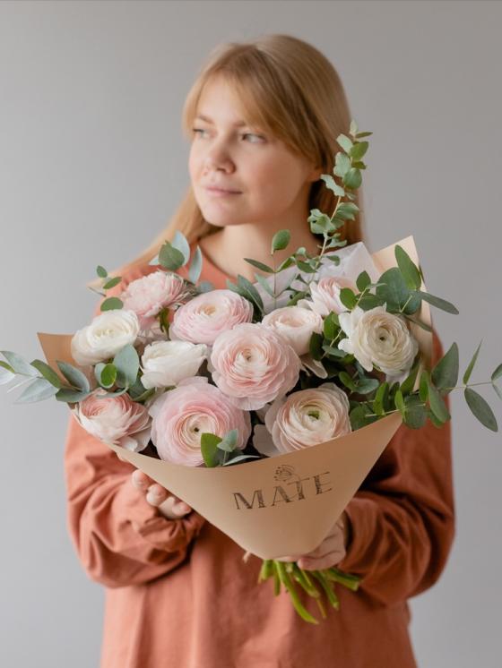 MateFlowers - Доставка букетов за 120 минут от 1650 руб. по Москве и МО